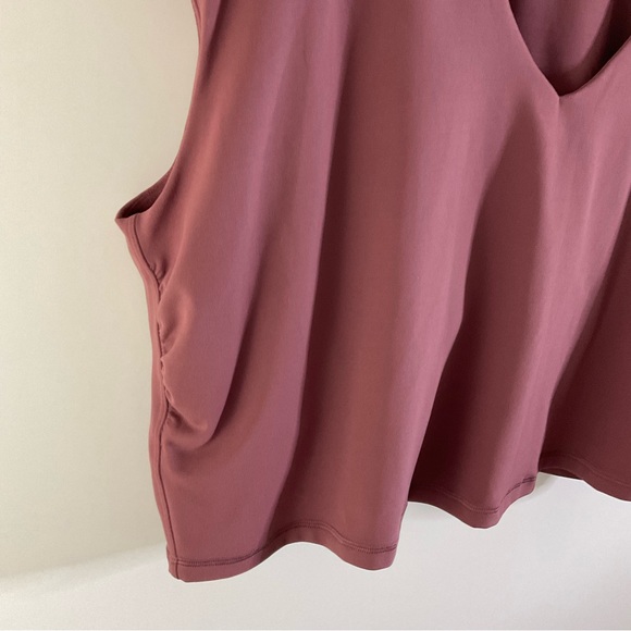 ATHLETA Women’s Plus Size Vita Free Cropped Tee 3X - Picture 5 of 11